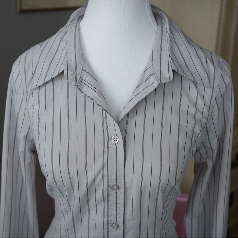 Striped White Button-Up Women's Top - Picture 3 of 4